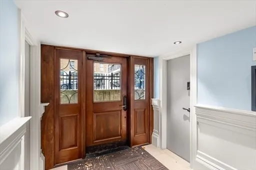 $599,000 | 863 Massachusetts Avenue, Unit 25, Cambridge, MA 02139