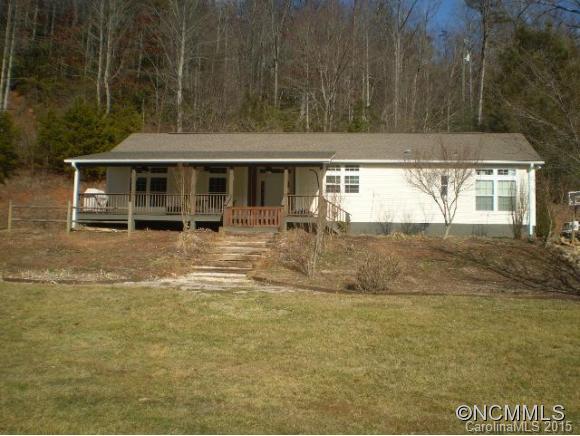 2095 Greens Creek Road Sylva, NC 28779 - Photo 4 of 17