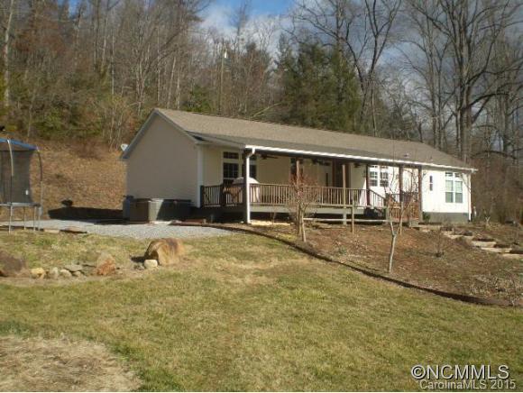 2095 Greens Creek Road Sylva, NC 28779 - Photo 6 of 17