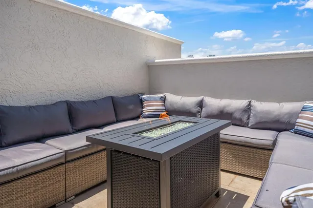 $15,000 | 514 North Birch Road, Fort Lauderdale, FL 33304