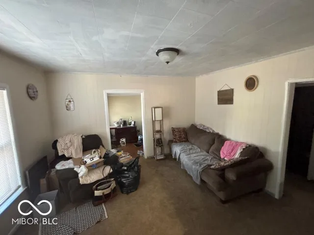 $82,900 | 11080 North Borman Place, West Terre Haute, IN 47885