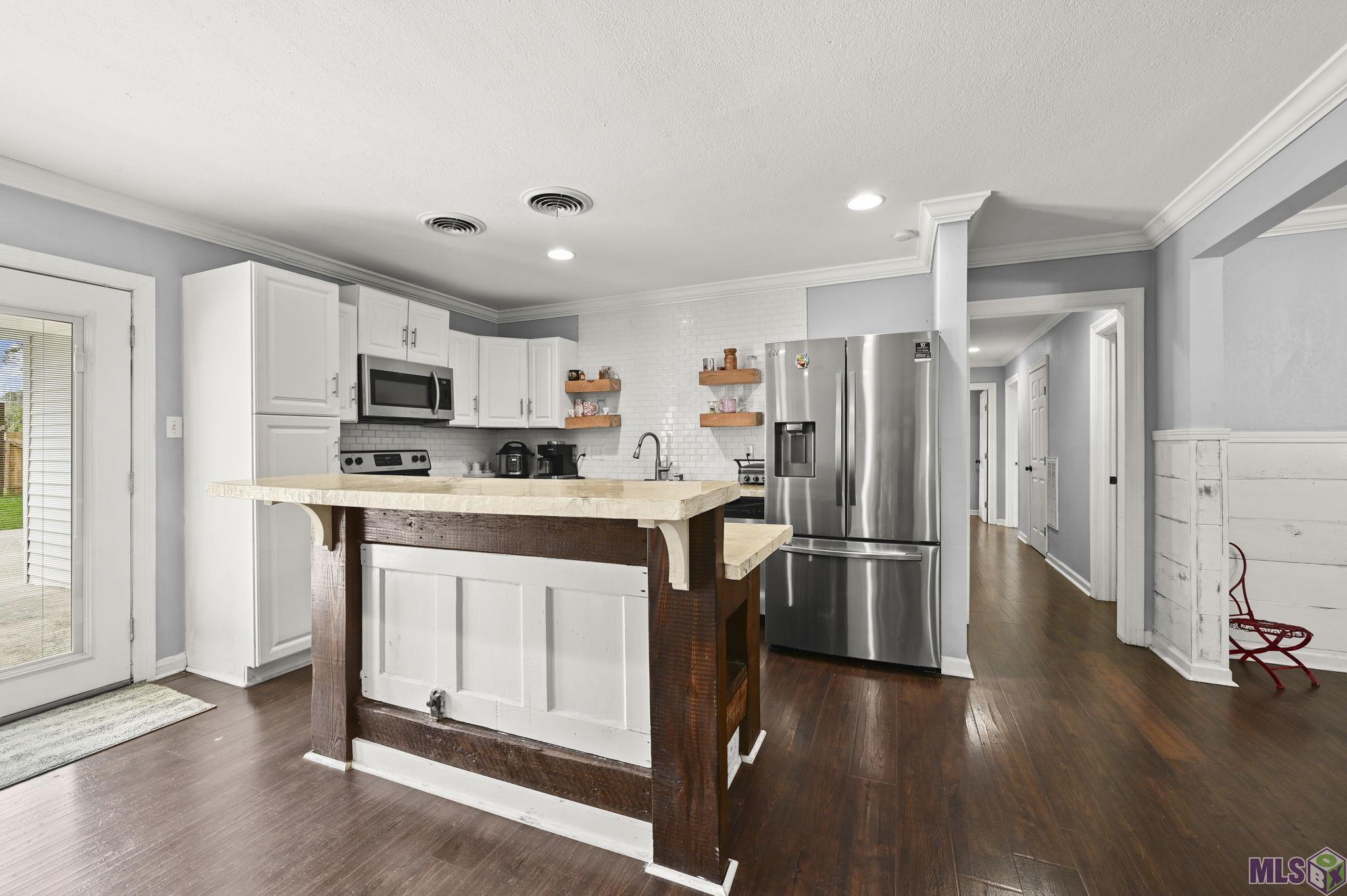 17805 Greenwell Springs Road Greenwell Springs, LA 70739 - Photo 8 of 22