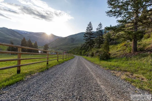 $1,825,000 | 37 Canyon View Road, Salmon, ID 83467