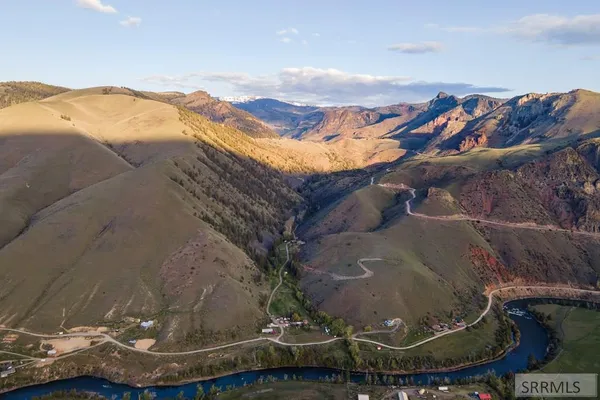 $1,825,000 | 37 Canyon View Road, Salmon, ID 83467