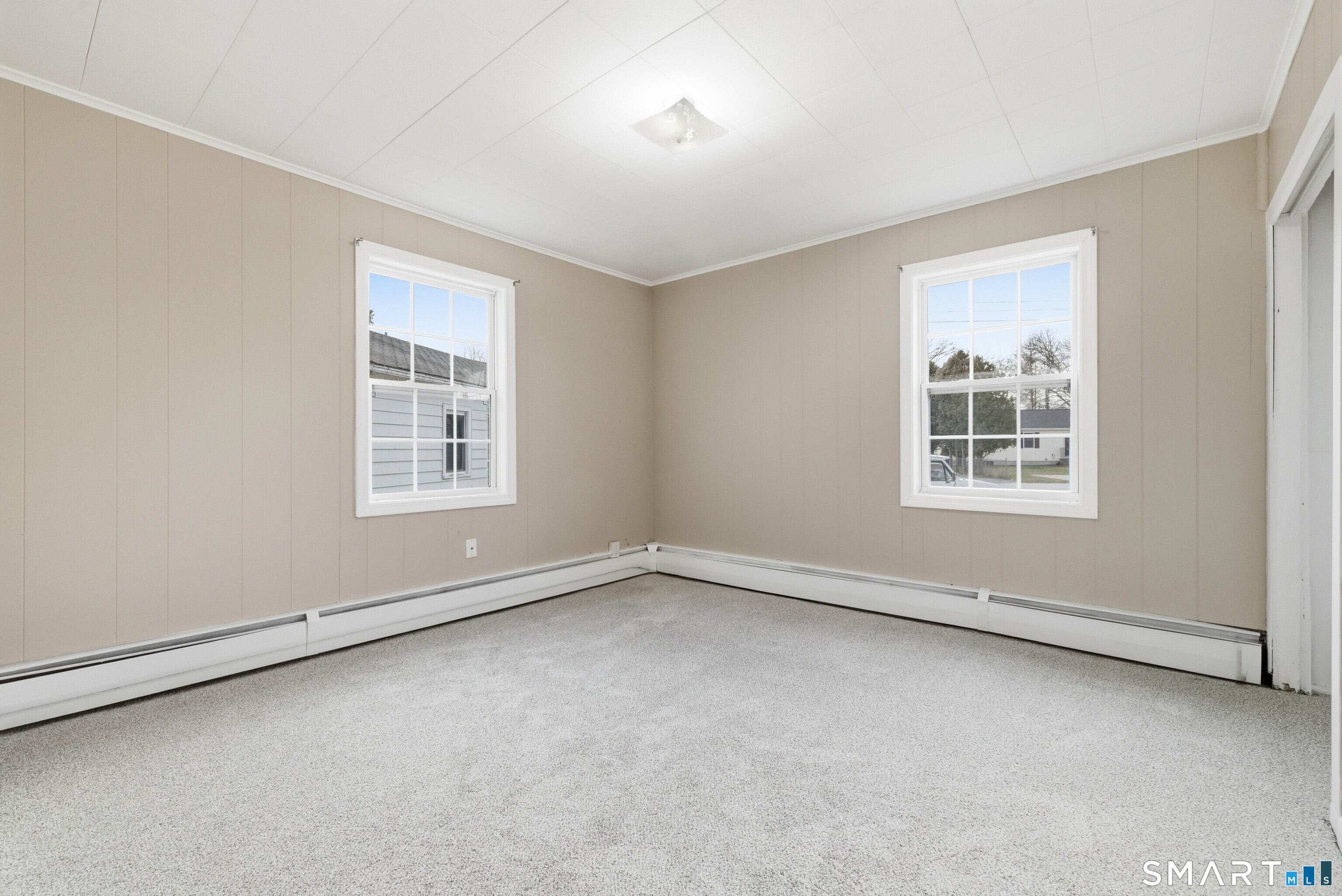 32 Concord Court Groton, CT 06340 - Photo 10 of 24 an empty room with a window