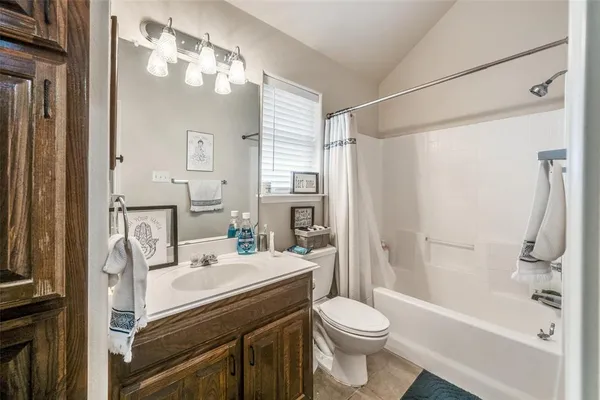 $353,000 | 8233 Edgepoint Trail, Fort Worth, TX 76053