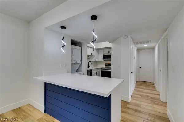 $1,295 | 5701 Smoke Ranch Road, Unit C, Las Vegas, NV 89108