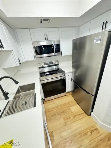 $1,445 | 5701 Smoke Ranch Road, Unit C, Las Vegas, NV 89108
