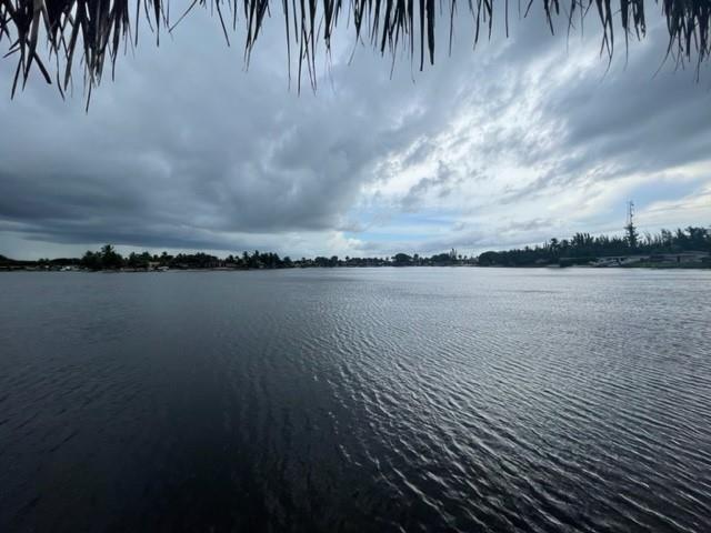 7871 Northwest 181st Street Hialeah, FL 33015 - Photo 24 of 25