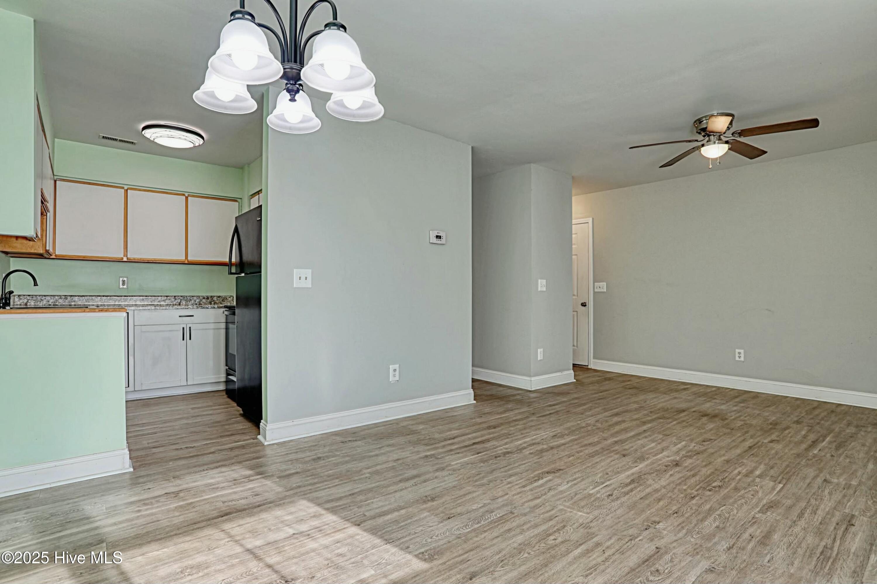 39 Roberts Road, Unit 4 Hampstead, NC 28443 - Photo 5 of 31 tempImaged5LudB