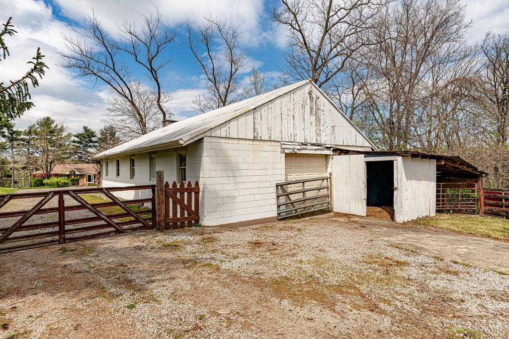 6700 Gaines Road Cincinnati, OH 45247 - Photo 48 of 57