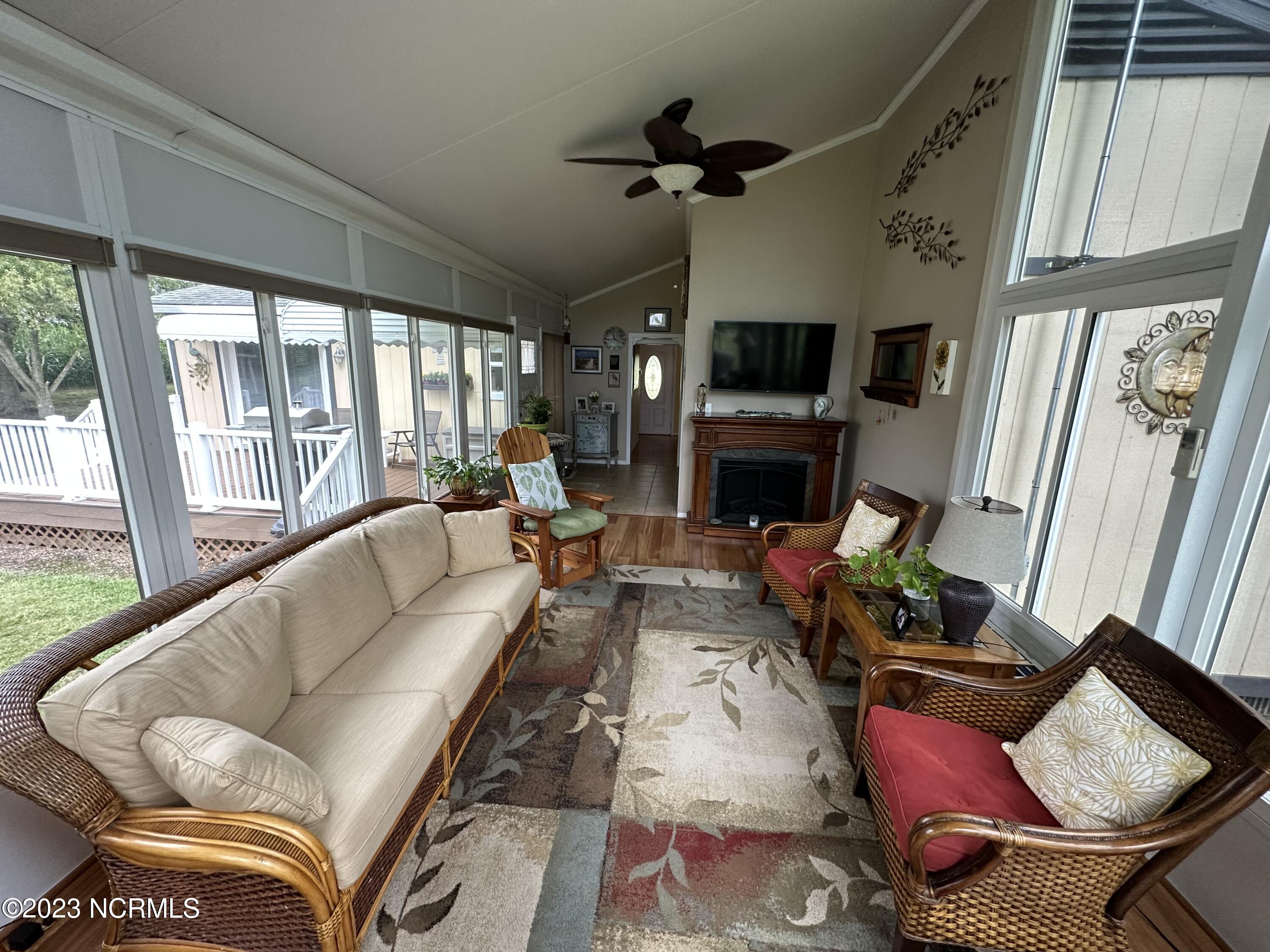 302 Harrell Church Road Gatesville, NC 27938 - Photo 22 of 38 Sun Room