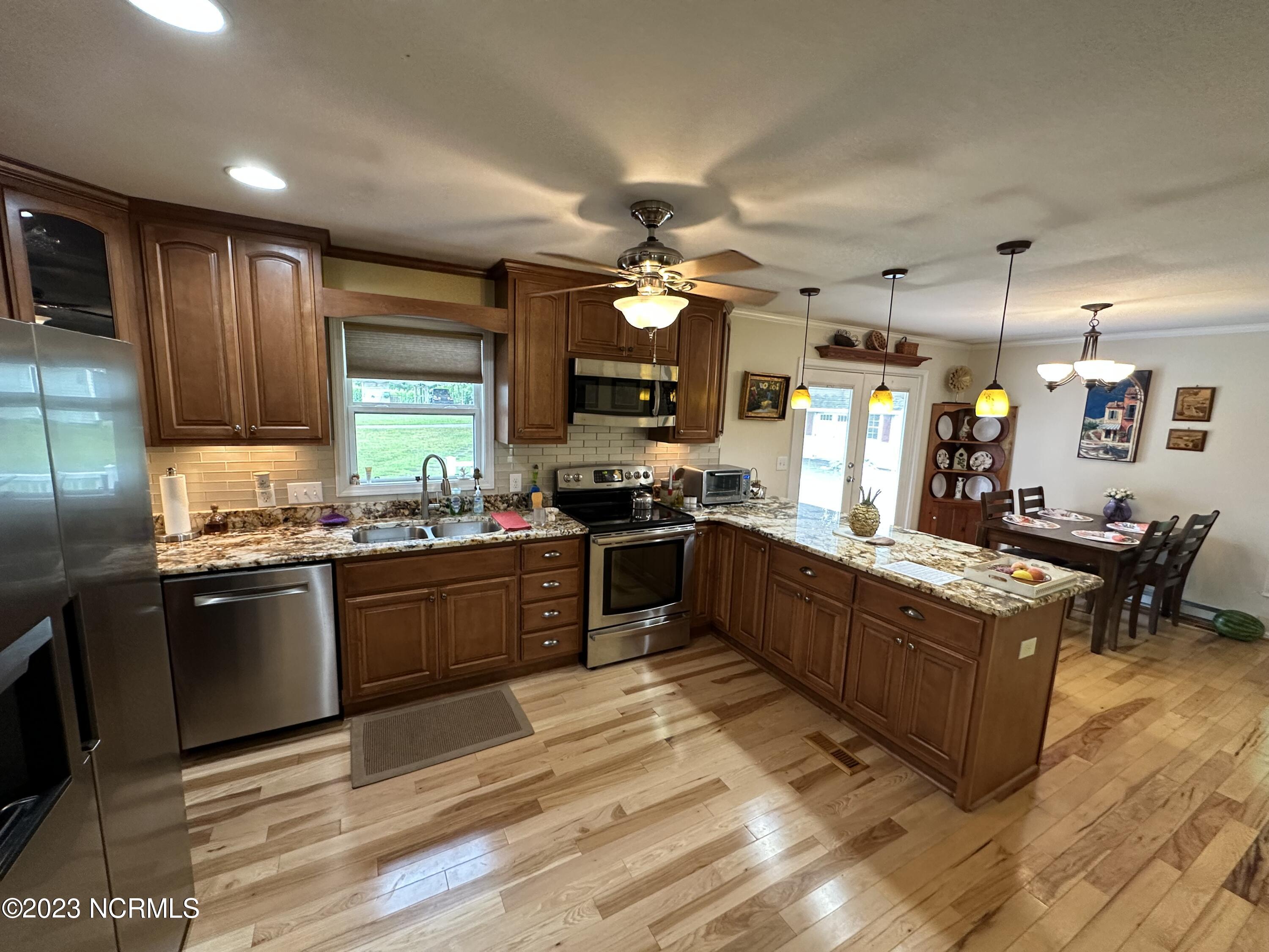 302 Harrell Church Road Gatesville, NC 27938 - Photo 4 of 38 Kitchen-Dining