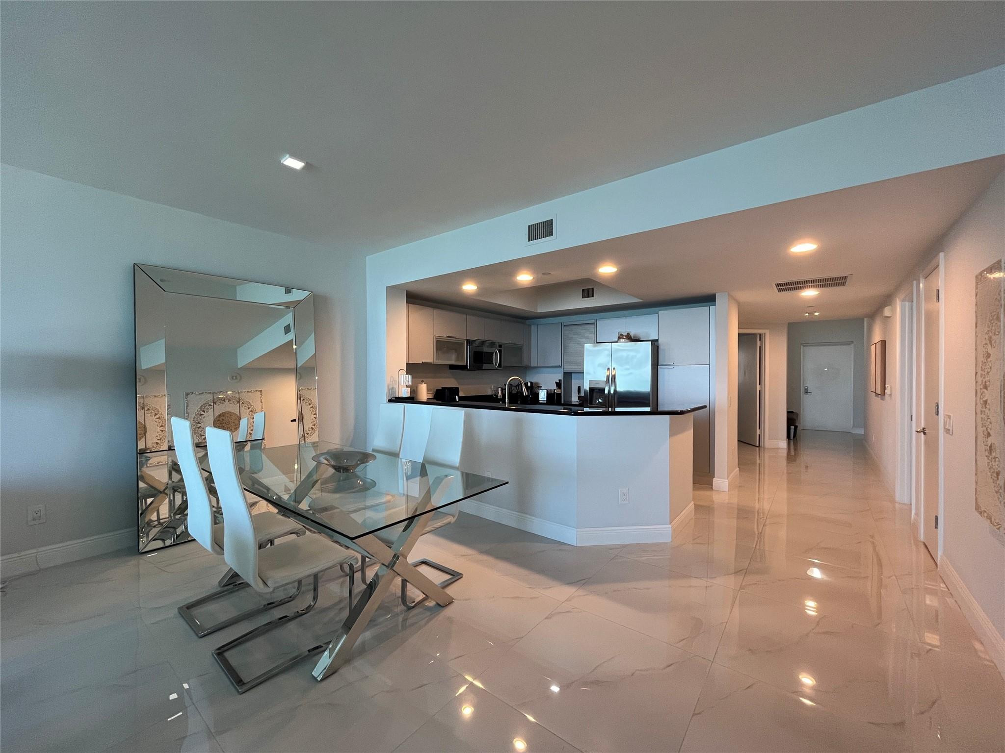 2650 Lake Shore Drive, Unit 803 Riviera Beach, FL 33404 - Photo 17 of 32 Photo 17