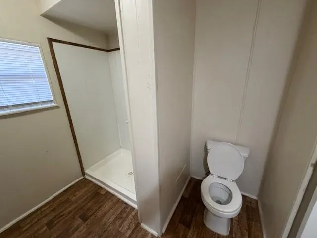 $950 | 512 Elm Street, Paradise, TX 76073