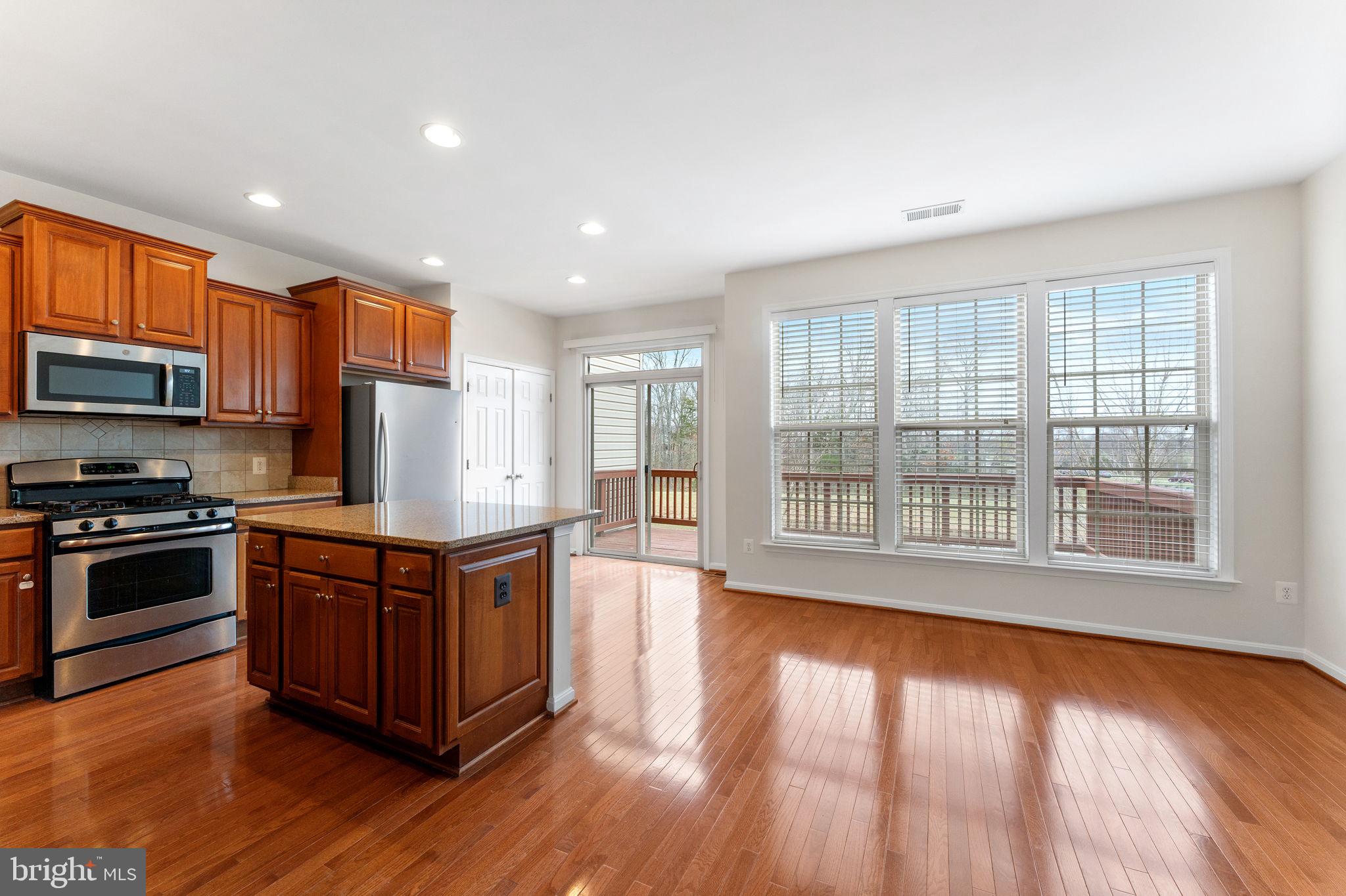 42599 Chisholm Drive Broadlands, VA 20148 - Photo 14 of 47