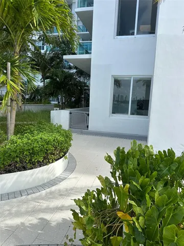 $689,000 | 1000 West Avenue, Unit BS107, Miami Beach, FL 33139