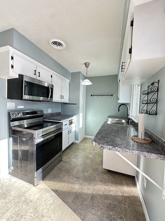 3 Sylvia Street Three Rivers, MA 01080 - Photo 3 of 24