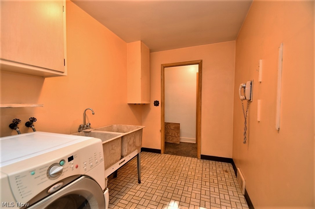 21826 Rye Road Beachwood, OH 44122 - Photo 10 of 28 Gallery Image 10