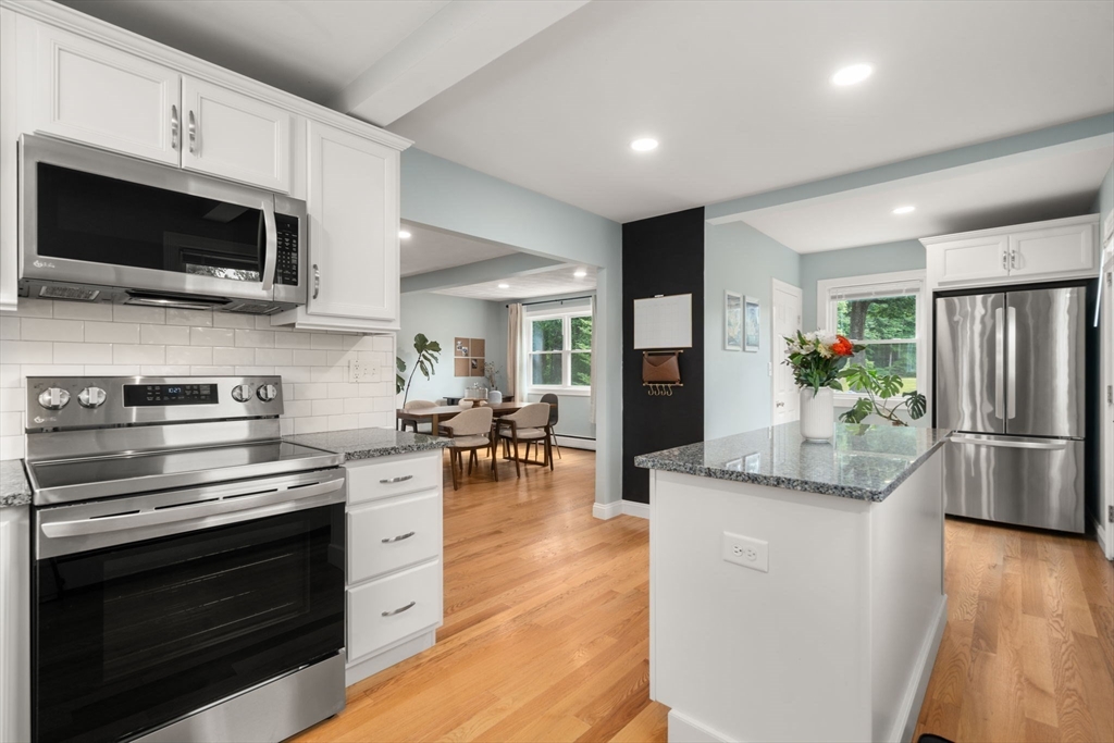 391 Concord Road Billerica, MA 01821 - Photo 15 of 42