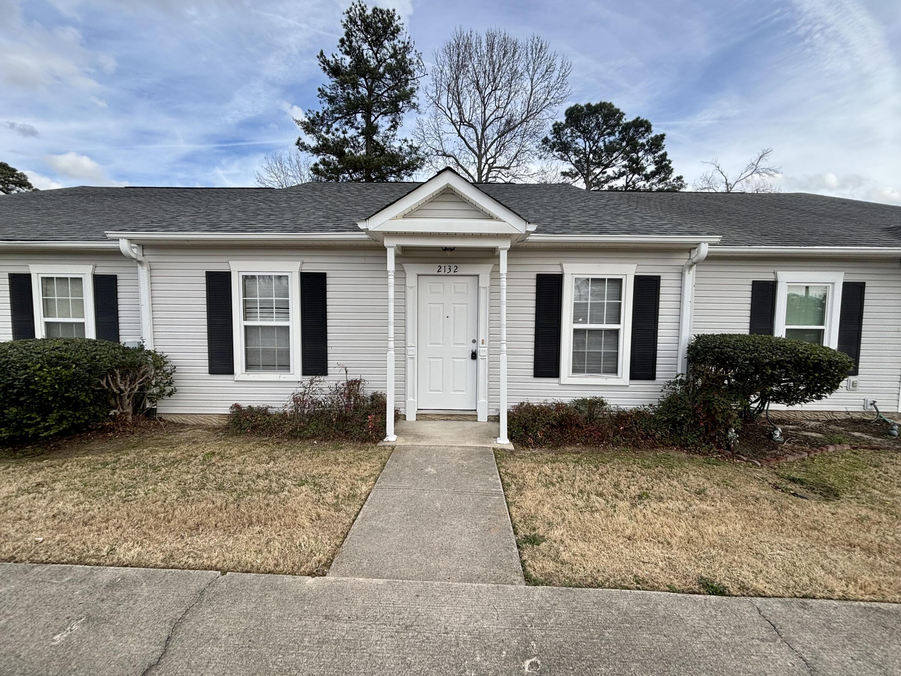2132 Oak Ridge Drive
