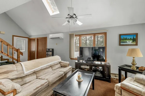 $559,000 | 60 Northpointe Road, Thornton, NH 03285