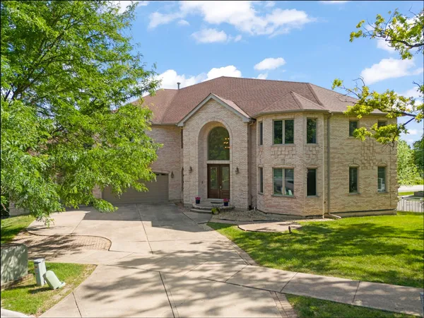$1,295,000 | 2308 Fleetwood Court, Naperville, IL 60565