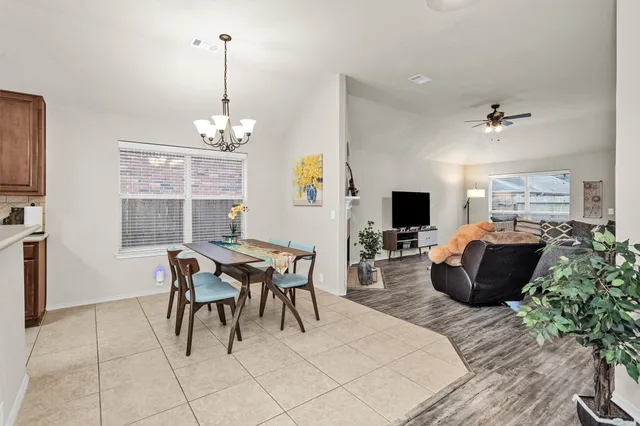 $2,400 | 30406 Mesa Valley Drive, Spring, TX 77386