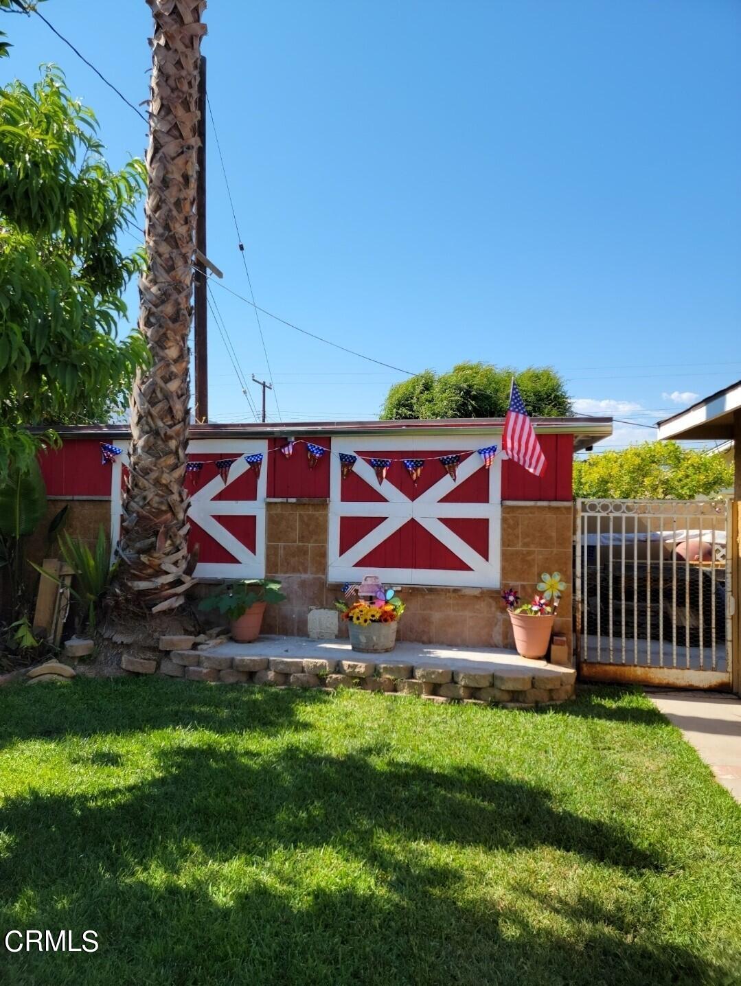 313 Rhodes Court Fillmore, CA 93015 - Photo 9 of 10 a view of swimming pool with a yard