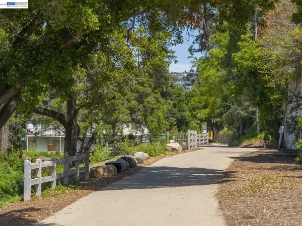 $545,000 | 2242 39th Avenue, Oakland, CA 94601