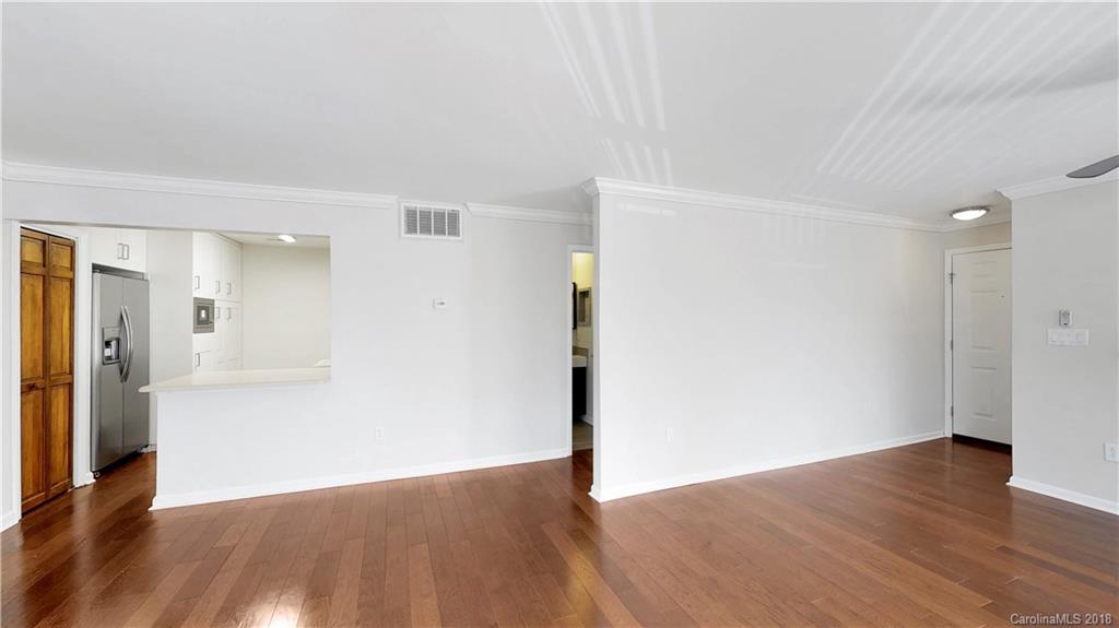 5001 Sharon Road, Unit E Charlotte, NC 28210 - Photo 7 of 20 Gallery Image 7