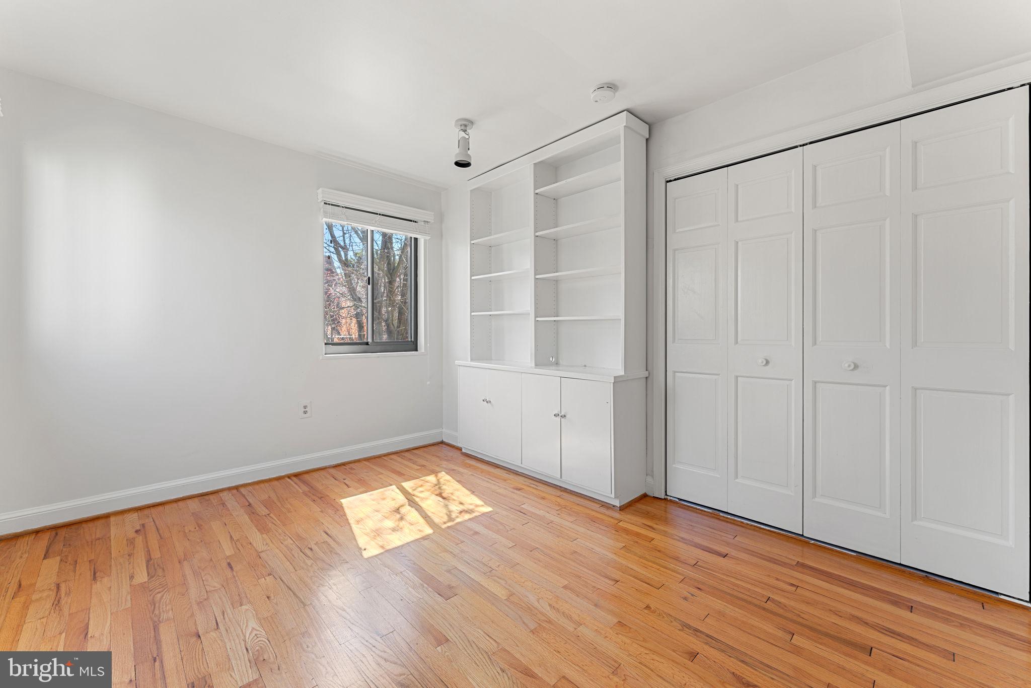 3827 Davis Place Northwest, Unit 5 Washington, DC 20007 - Photo 15 of 31