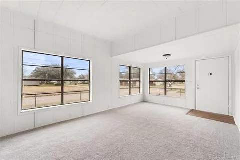 $159,900 | 645 Gulf Street, Lake Charles, LA 70601