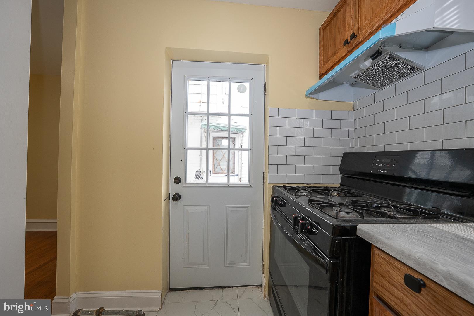 575 Timberlake Road Upper Darby, PA 19082 - Photo 12 of 42