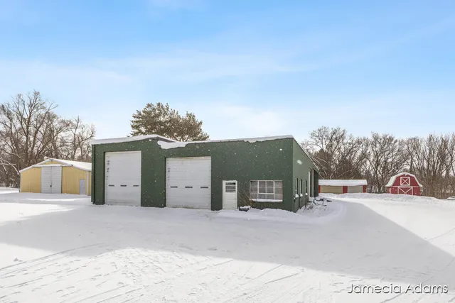 $1,500,000 | 2132 4 Mile Road Northeast, Grand Rapids, MI 49525