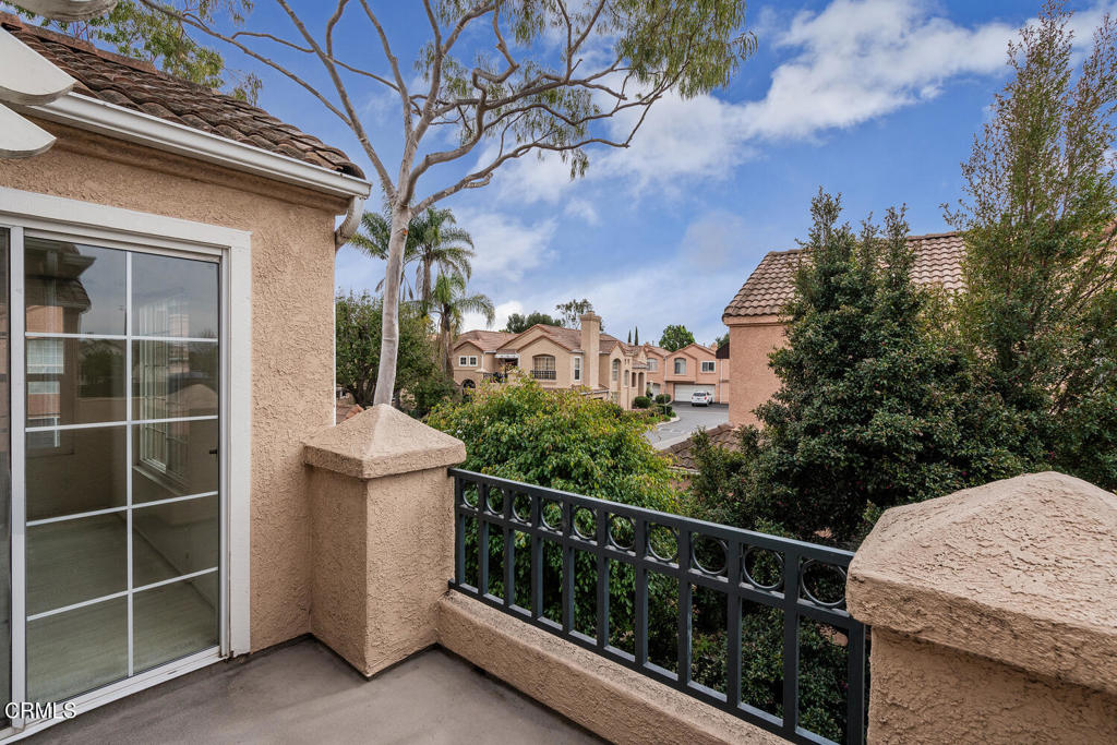 805 Moby Dick Lane Oxnard, CA 93030 - Photo 12 of 33