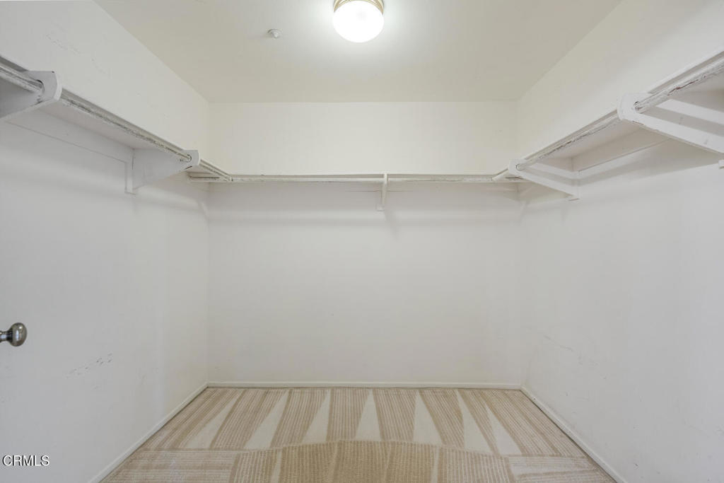 805 Moby Dick Lane Oxnard, CA 93030 - Photo 17 of 33