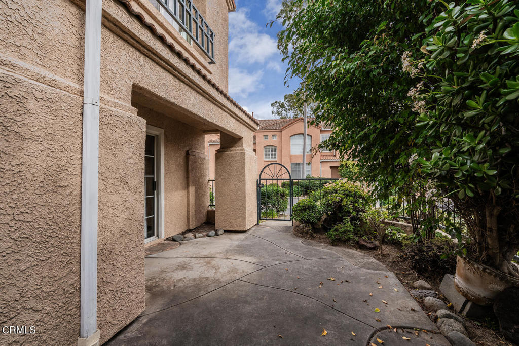 805 Moby Dick Lane Oxnard, CA 93030 - Photo 28 of 33