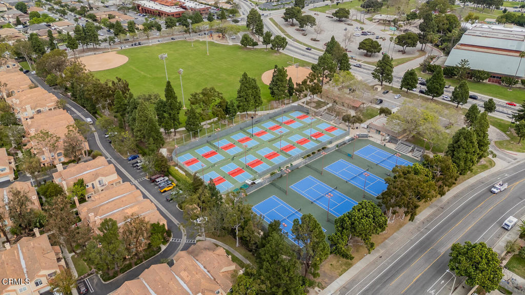 805 Moby Dick Lane Oxnard, CA 93030 - Photo 31 of 33