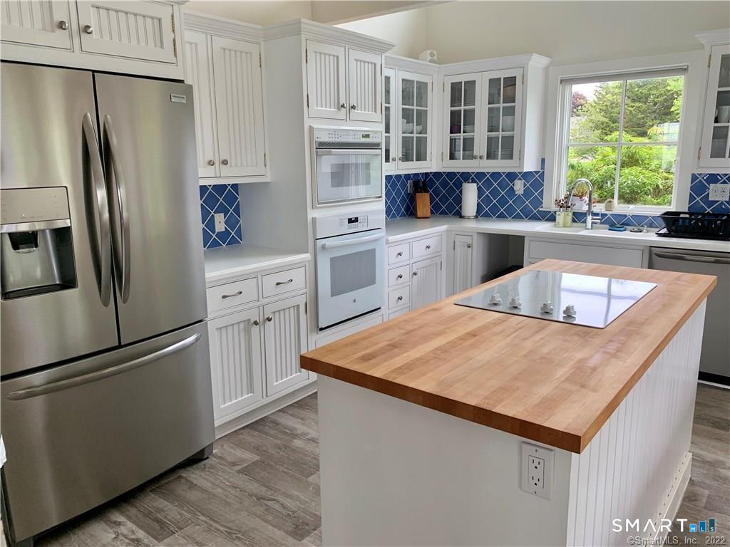 43 Soundview Avenue Madison, CT 06443 - Photo 7 of 31