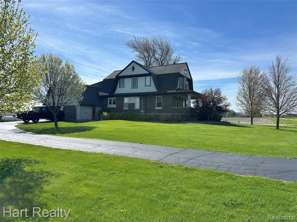 1083 South Van Buren Road Reese, MI 48757 - Photo 1 of 33