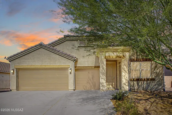 $460,000 | 9794 North Howling Wolf Road, Marana, AZ 85653