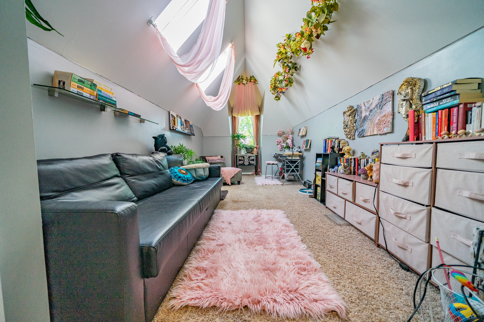 9817 North Hunters Lane Spring Grove, IL 60081 - Photo 46 of 73 a living room with furniture and a book shelf
