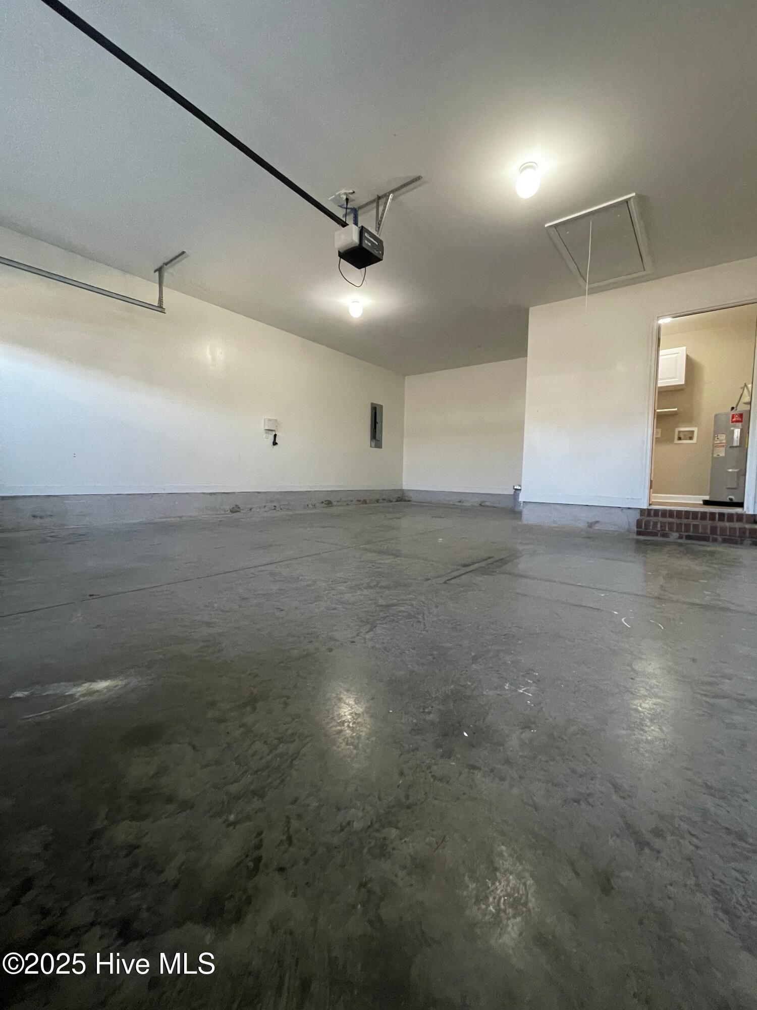 308 Sinclair Lane Hubert, NC 28539 - Photo 23 of 27 308SInclairGarage