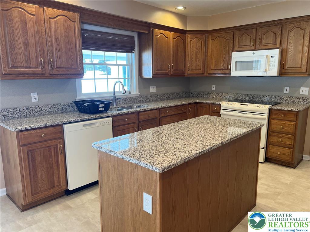 362 Nolf Road Nazareth, PA 18064 - Photo 13 of 45
