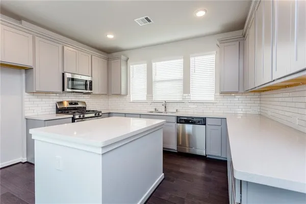 $449,000 | 6407 Rounded Pebble Lane, Buda, TX 78610