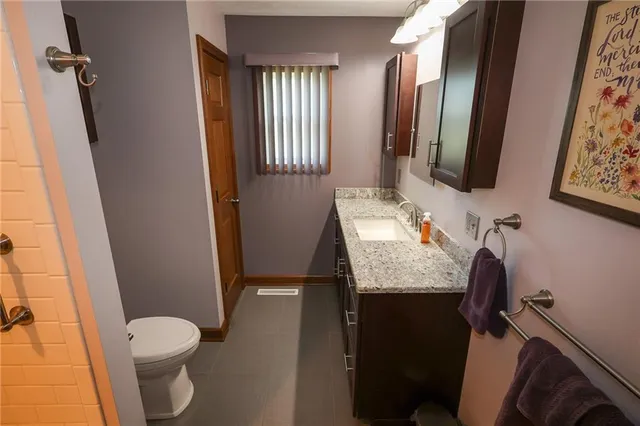 $335,000 | 404 East Jamestown Road, Greenville, PA 16125