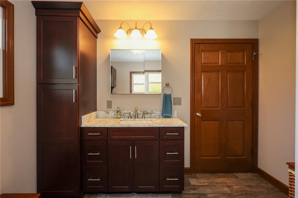 404 East Jamestown Road Greenville, PA 16125 - Photo 23 of 48