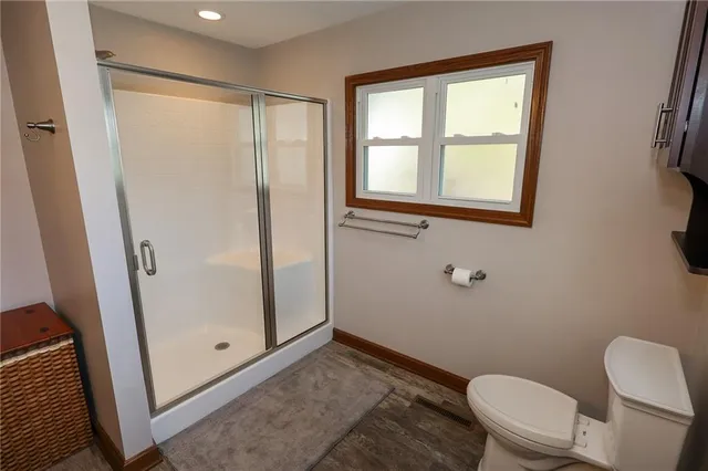 $335,000 | 404 East Jamestown Road, Greenville, PA 16125