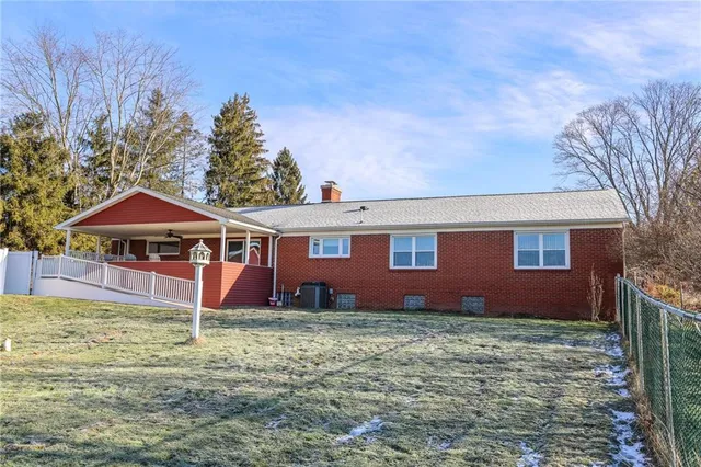 $335,000 | 404 East Jamestown Road, Greenville, PA 16125